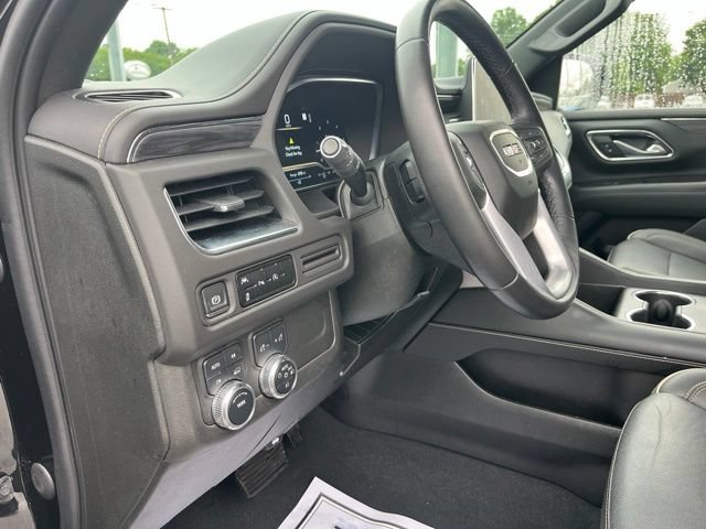 Used 2023 GMC Yukon SLT AWD/4WD image 11