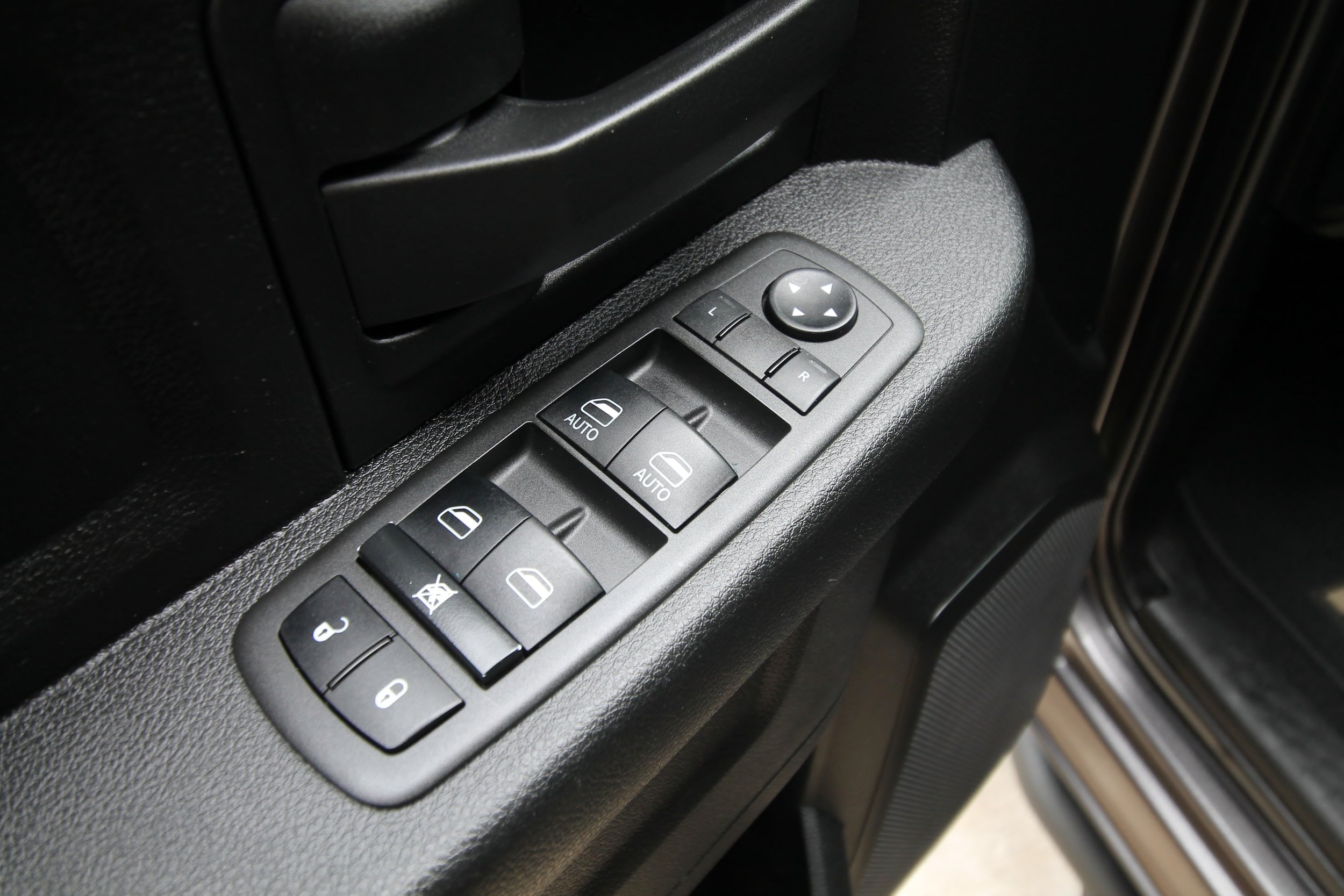 Used 2022 RAM 3500 Tradesman AWD/4WD image 18