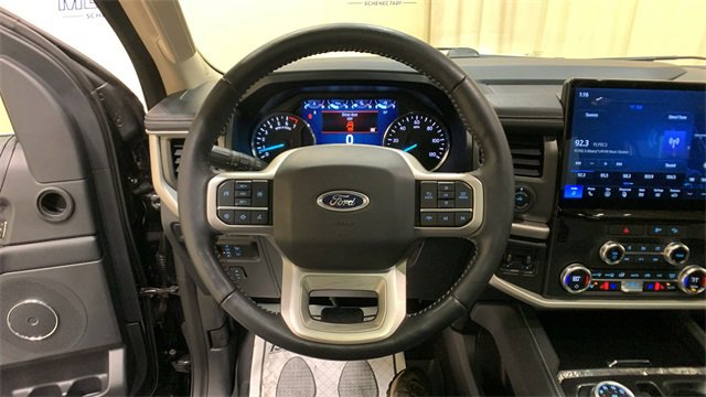 Used 2023 Ford Expedition XLT image 35