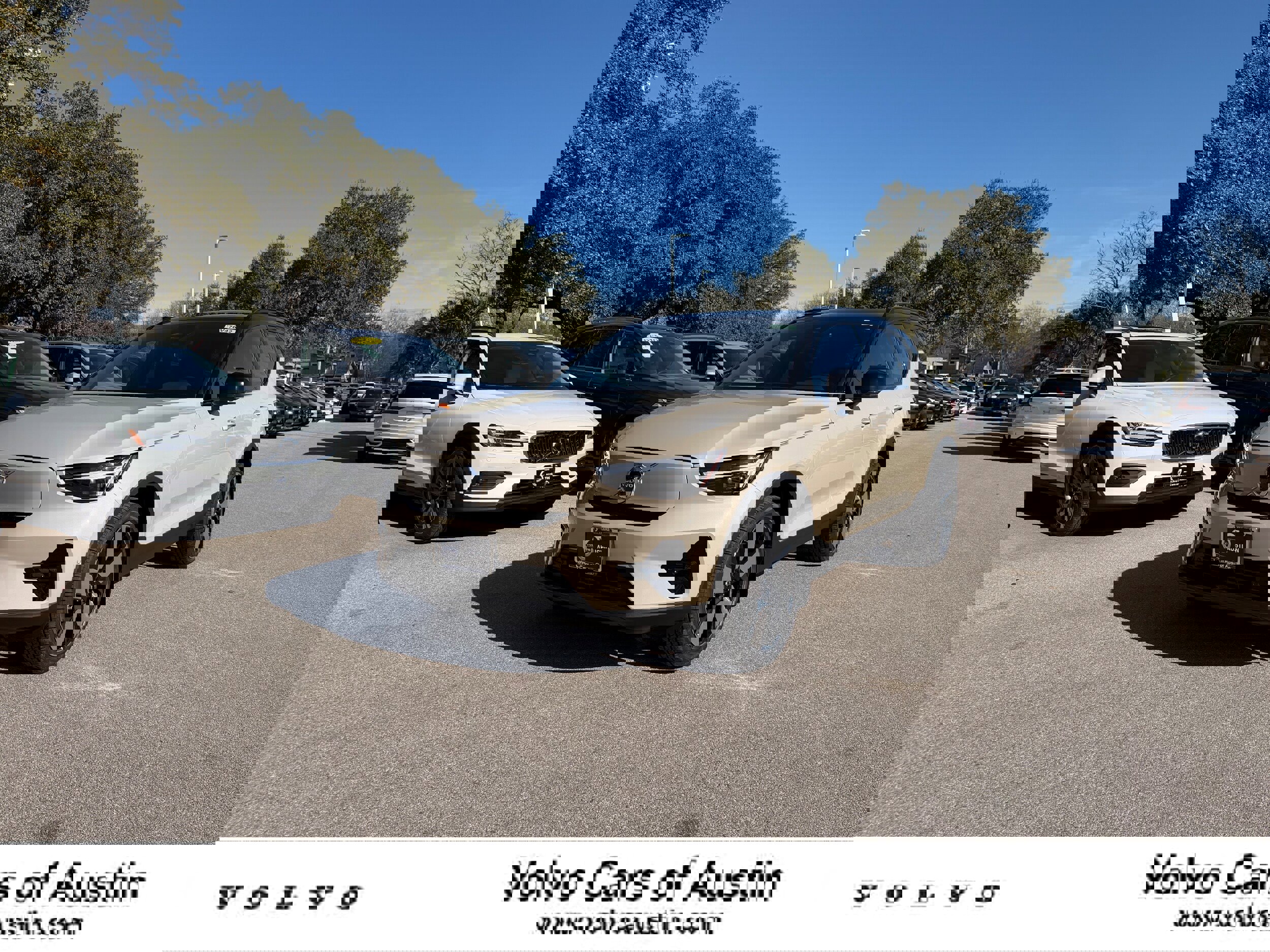 New 2026 Volvo EX40 Plus w/ Climate Package