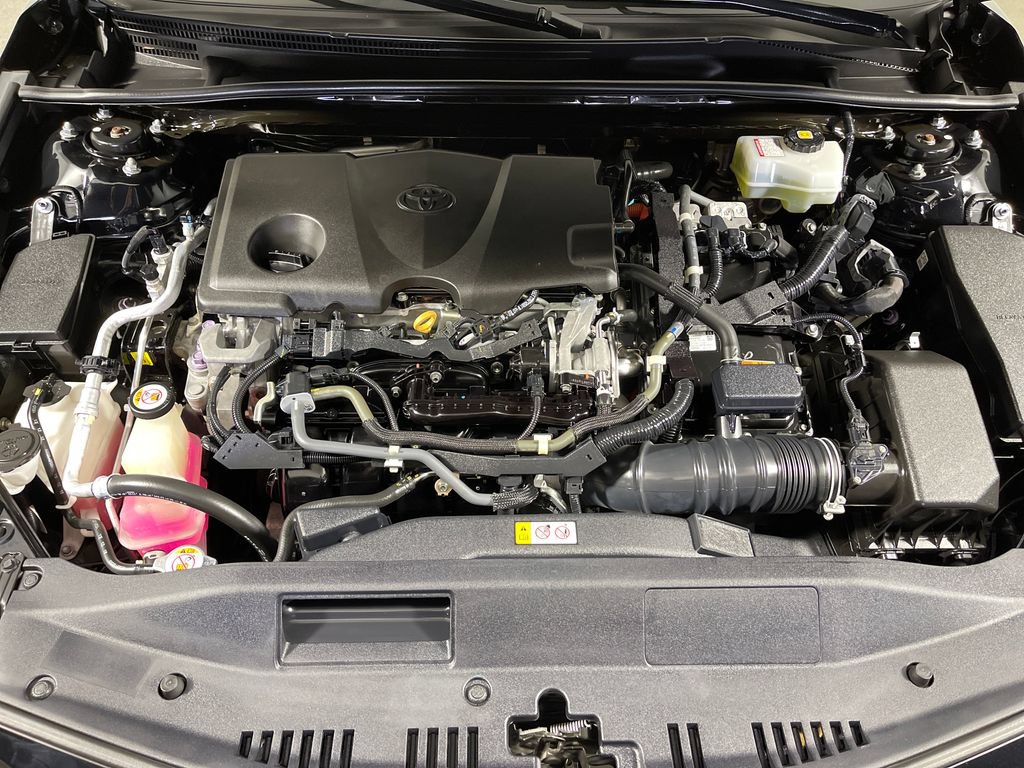 Certified 2019 Toyota Camry XLE w/ Driver Assist Package FWD image 9