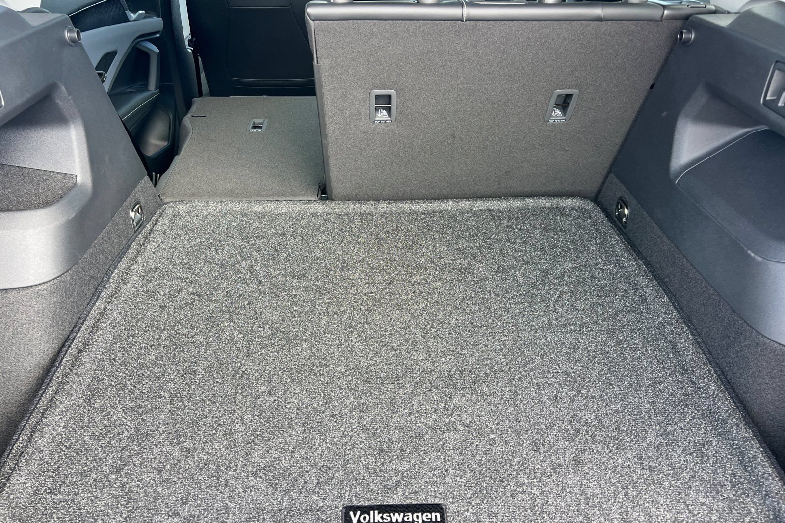 New 2026 Volkswagen Tiguan SE AWD/4WD image 15
