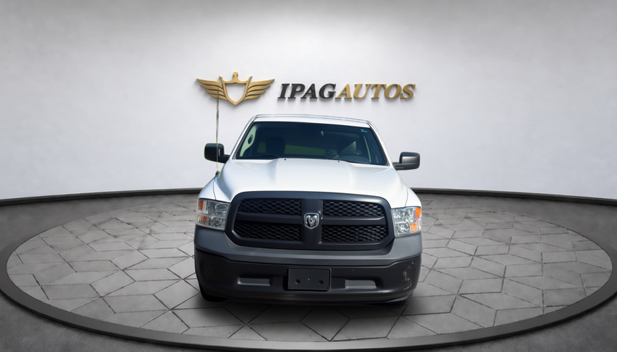 Used 2019 RAM 1500 Classic Tradesman RWD image 3