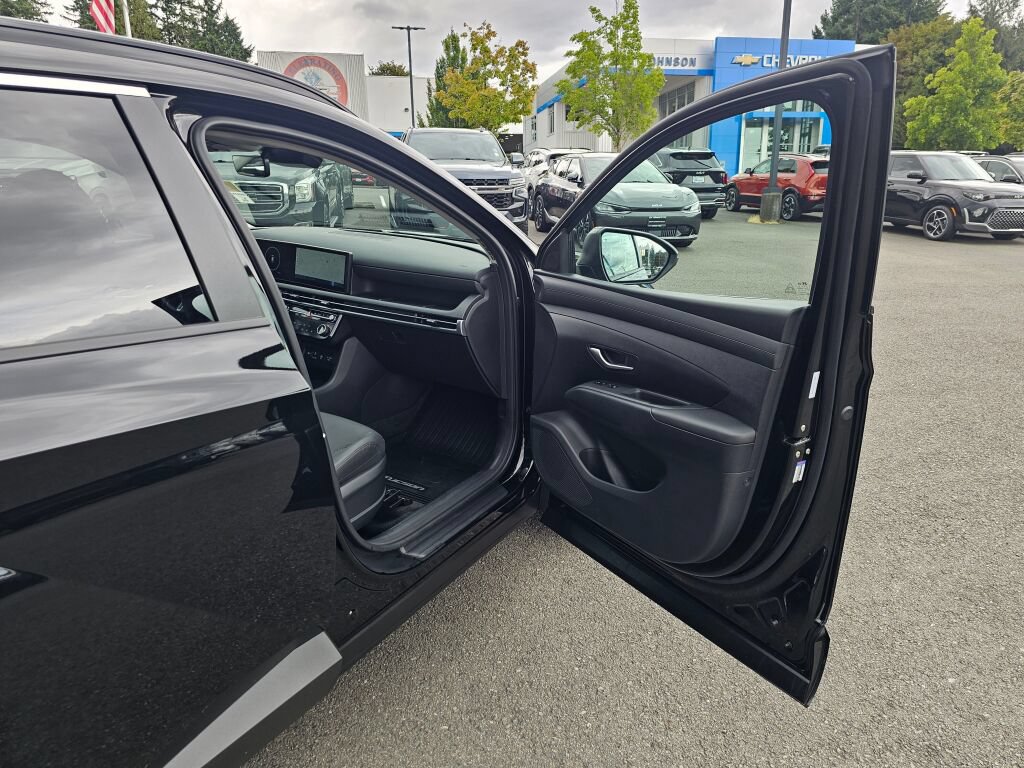 Used 2025 Hyundai Tucson SEL AWD/4WD image 30