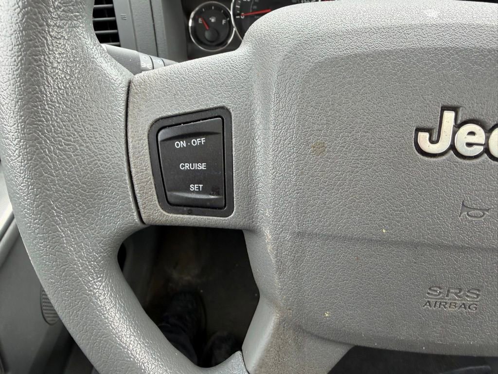 Used 2007 Jeep Grand Cherokee Laredo AWD/4WD image 19