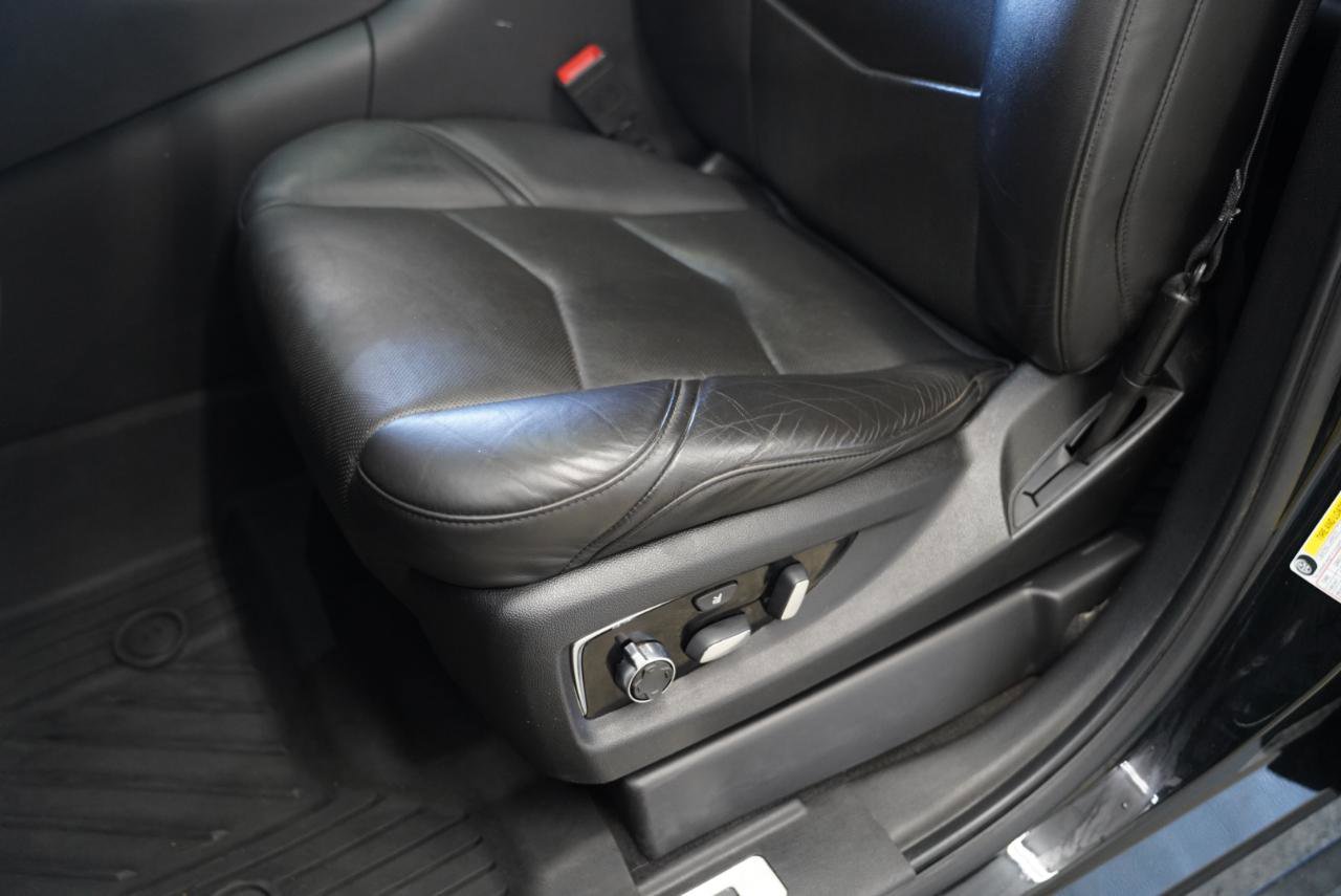 Used 2019 Cadillac Escalade ESV Platinum w/ Escalade Sport Edition image 25