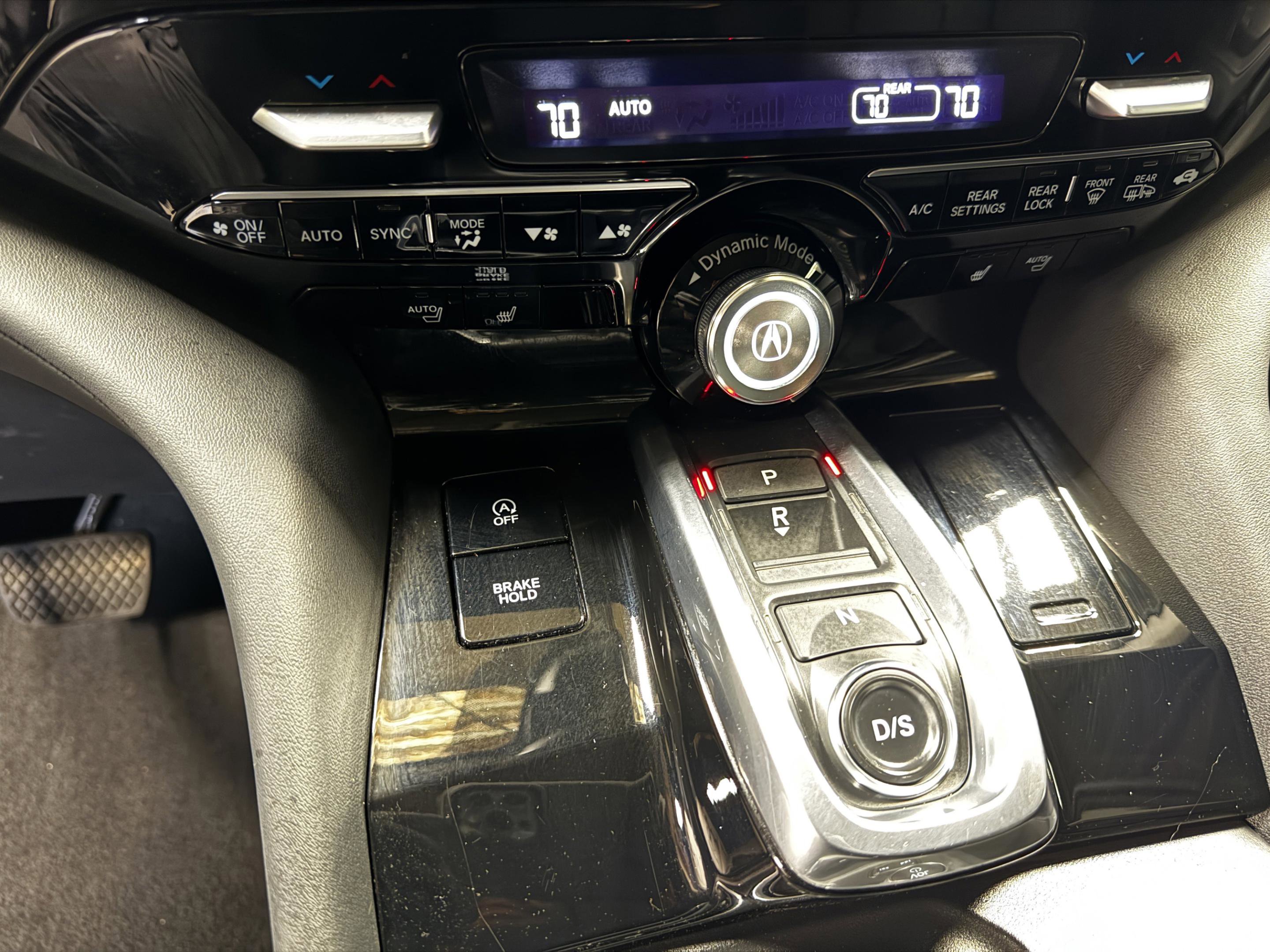 Certified 2023 Acura MDX FWD w/ Technology Package image 32