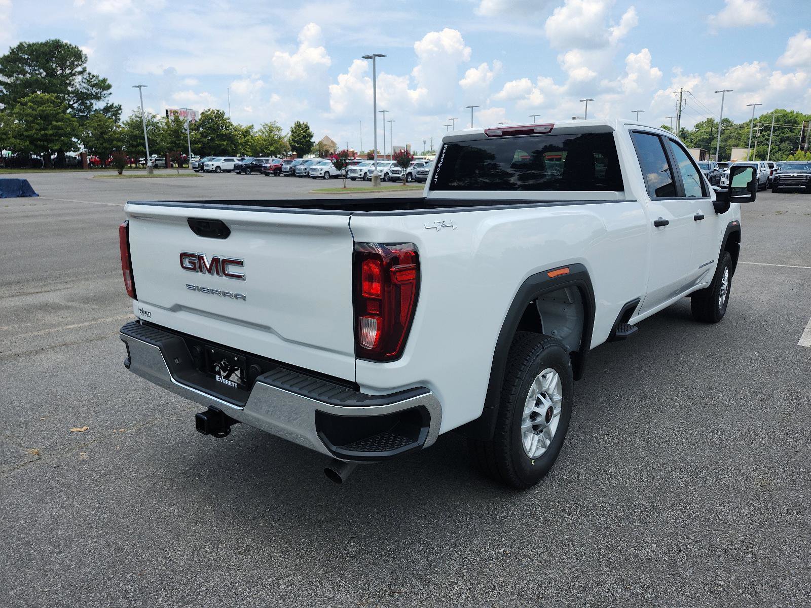 New 2025 GMC Sierra 2500 Pro image 3