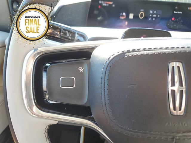 New 2025 Lincoln Navigator Reserve image 30