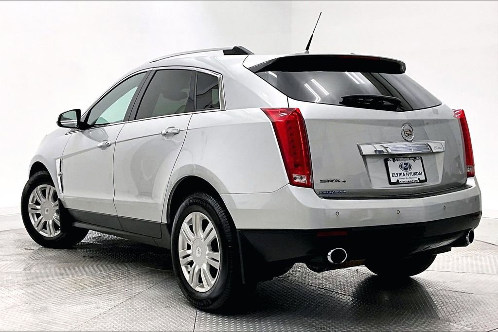 Used 2011 Cadillac SRX Luxury image 12