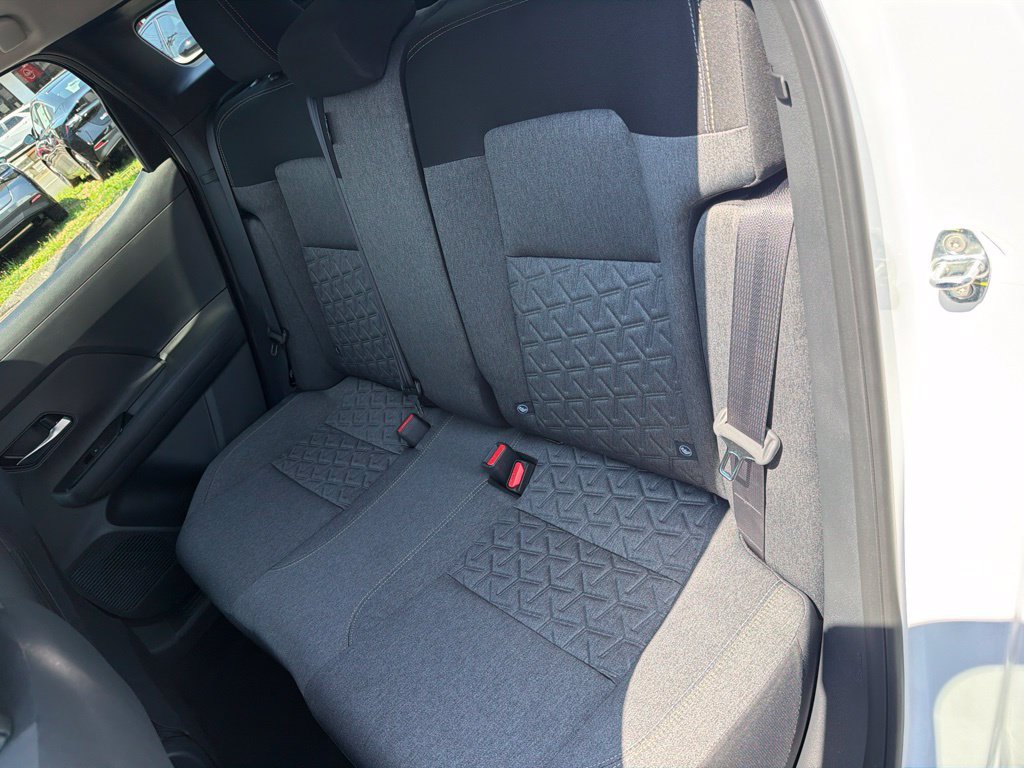 New 2026 Nissan Kicks SV w/ SV Premium Package AWD/4WD image 20