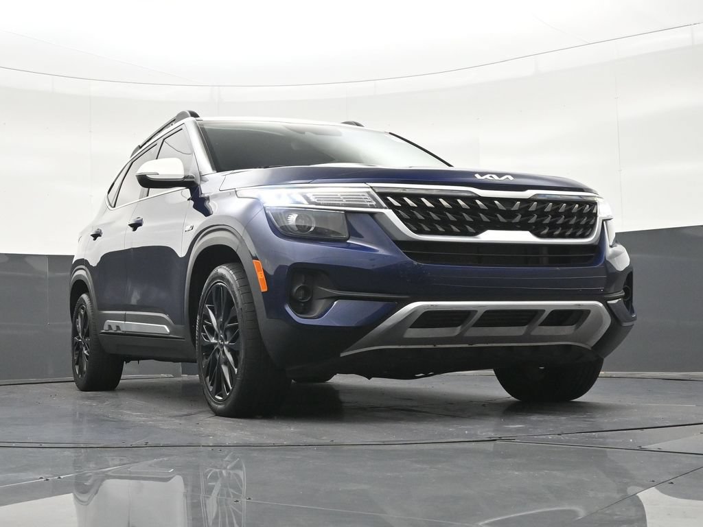 Used 2023 Kia Seltos Nightfall Edition AWD/4WD image 29