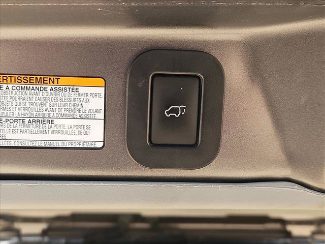 Used 2018 Toyota Sienna XLE w/ XLE Navigation Package FWD image 6