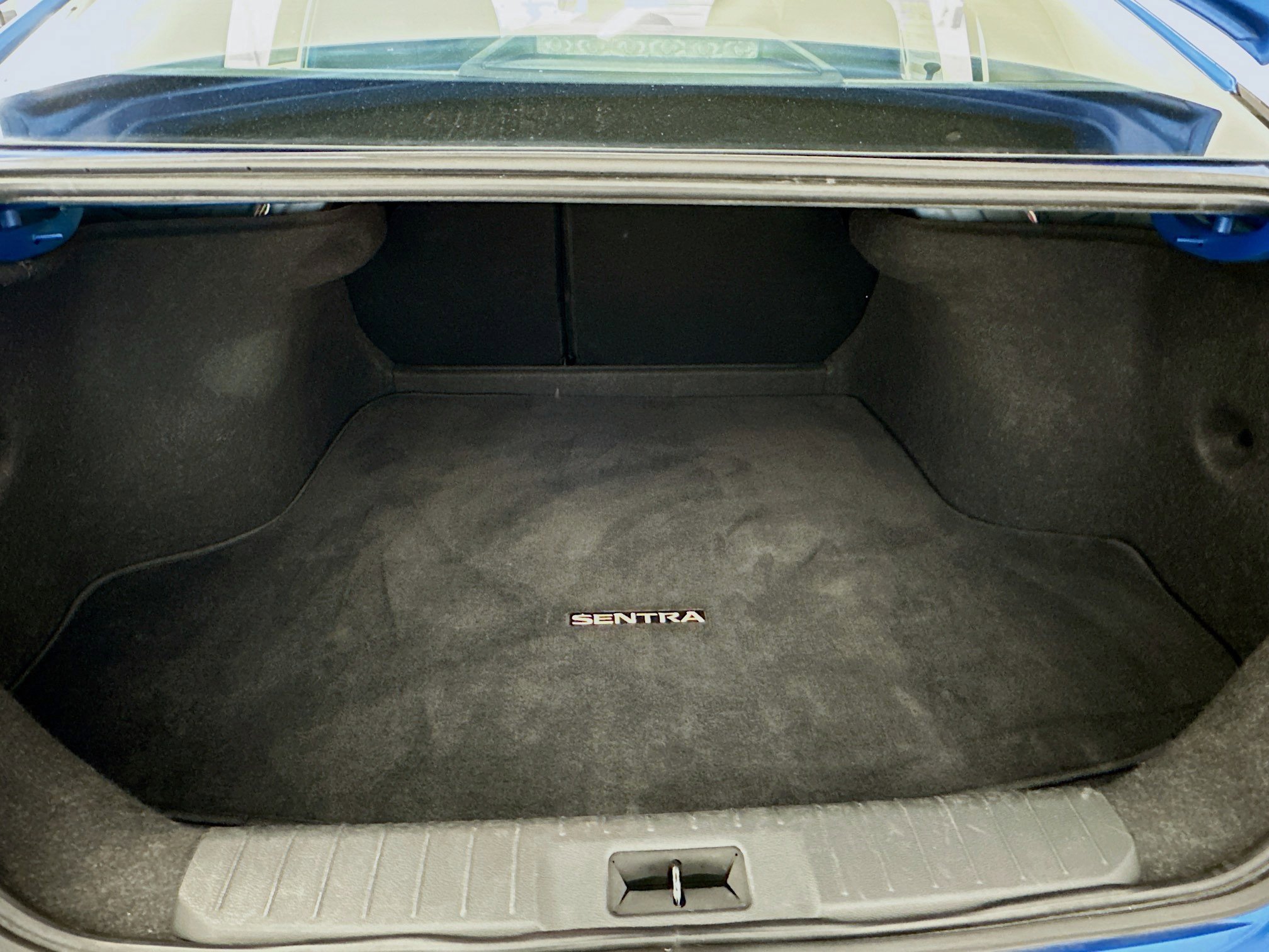 Used 2024 Nissan Sentra SV image 29