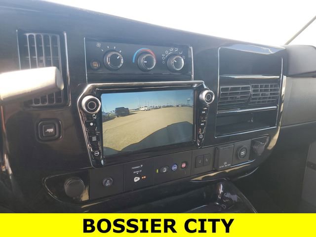 Used 2022 GMC Savana 2500 Extended w/ Enhanced Convenience Package RWD image 22