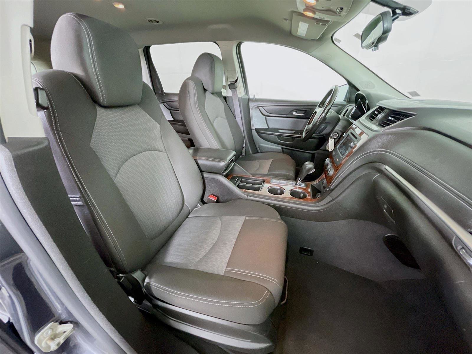 Used 2014 Chevrolet Traverse LT w/ All-Star Edition image 32