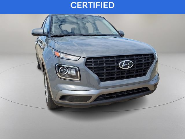 Certified 2023 Hyundai Venue SE FWD image 2