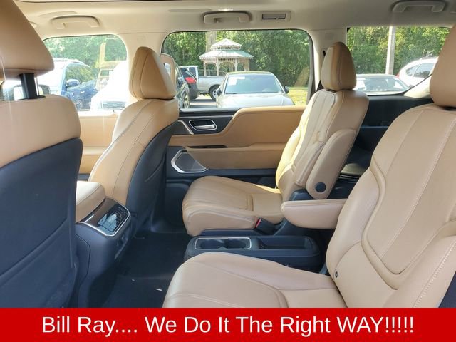 Used 2025 INFINITI QX80 Sensory image 10