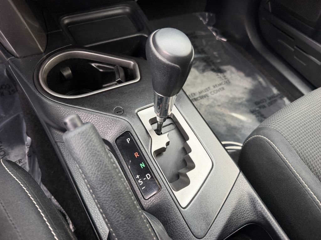 Used 2018 Toyota RAV4 XLE w/ Plus Extra Value Package AWD/4WD image 25