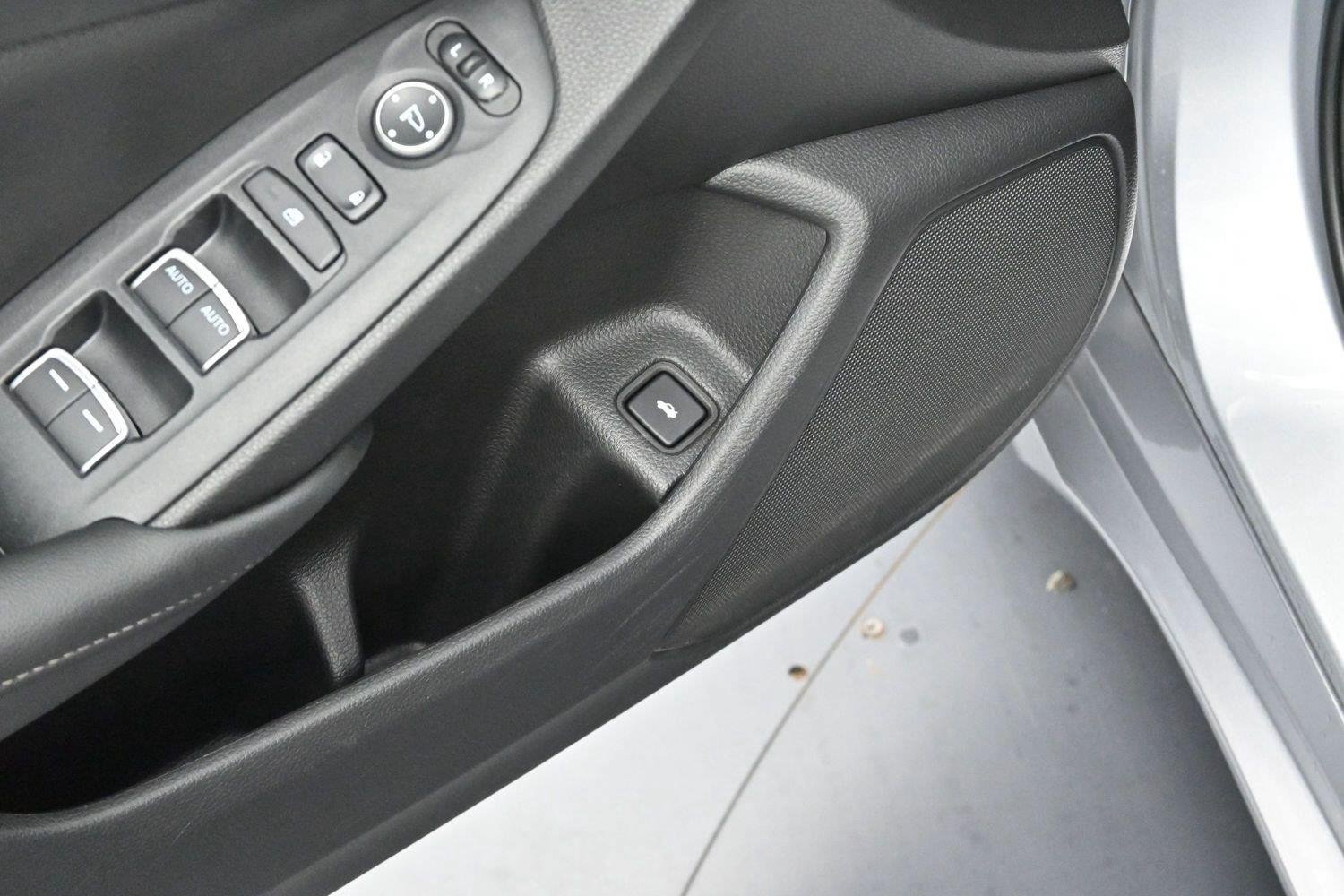 Used 2022 Honda Accord Sport image 12