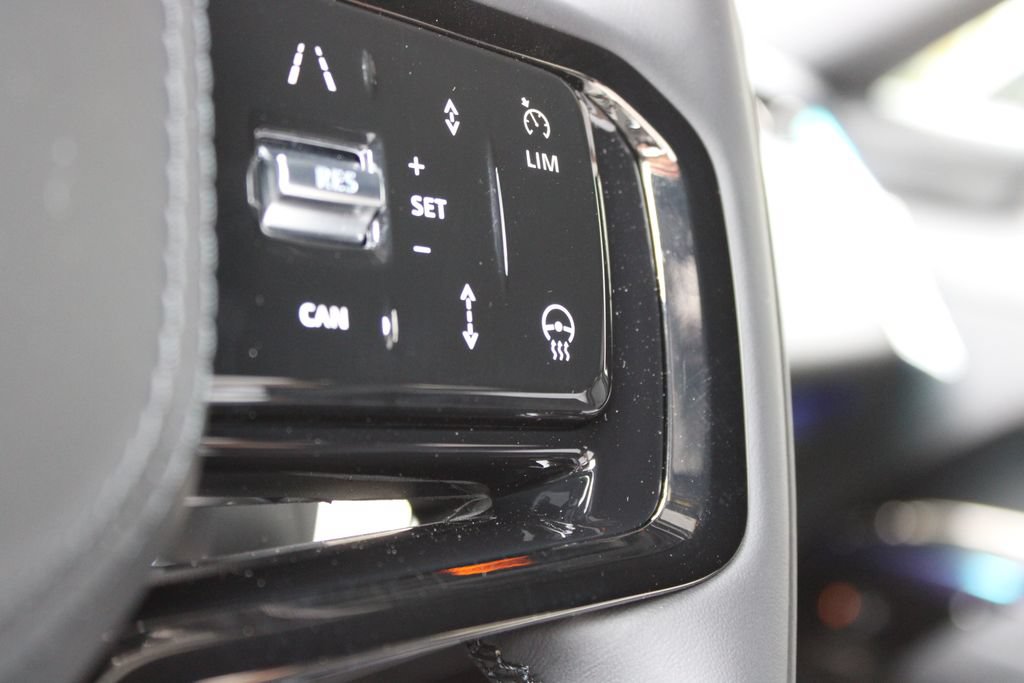 New 2026 Land Rover Range Rover Sport Dynamic SE AWD/4WD image 18