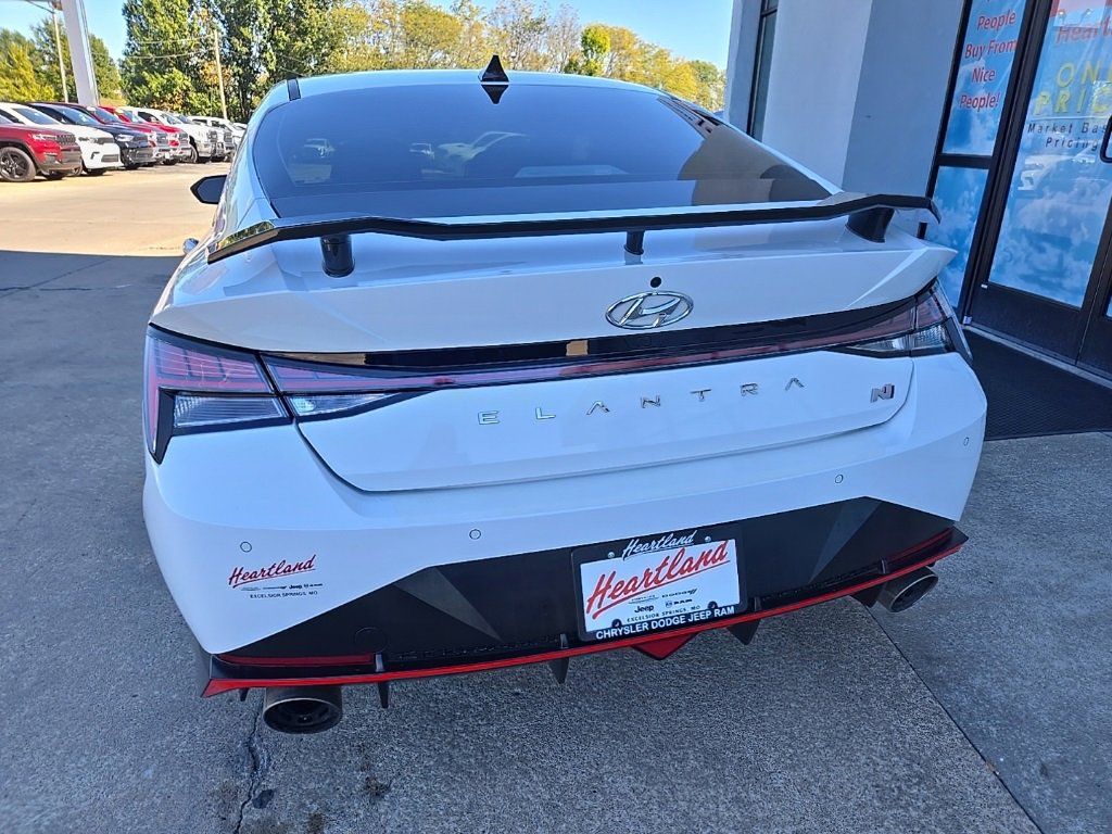 Used 2022 Hyundai Elantra N w/ Preferred Accessory Package image 8