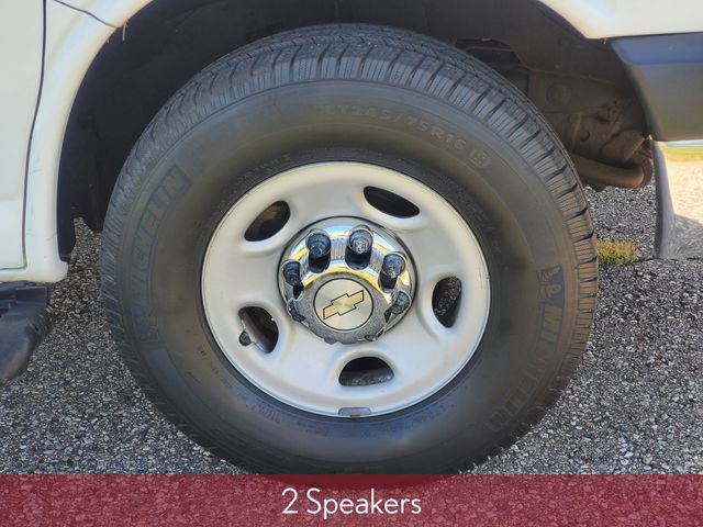 Used 2008 Chevrolet Express 3500 Passenger w/ LT Preferred Equipment Group RWD image 6