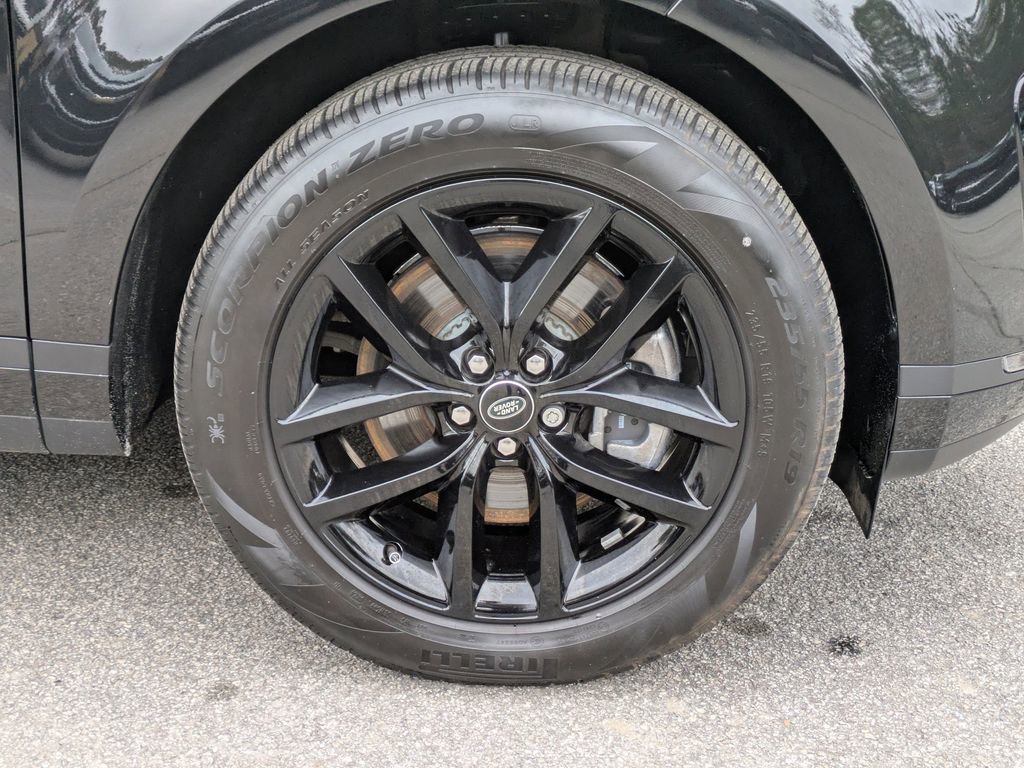 Used 2024 Land Rover Range Rover Evoque S image 12