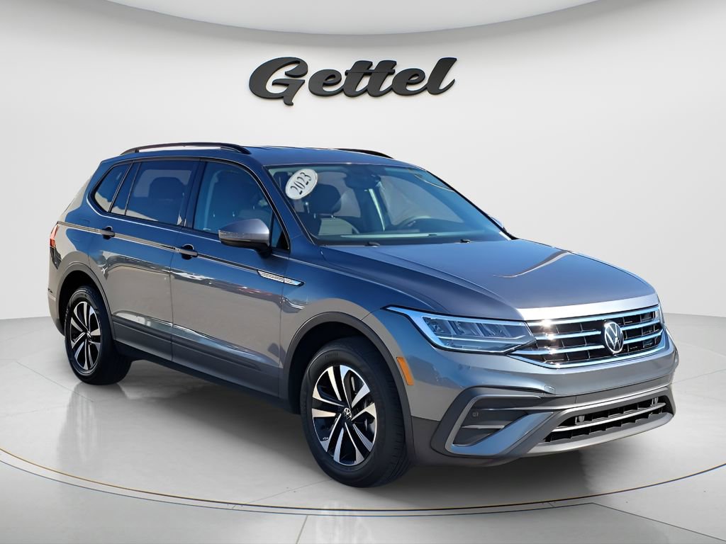 Used 2023 Volkswagen Tiguan S image 3
