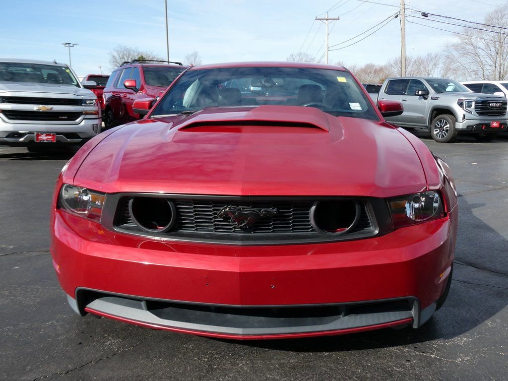 Used 2010 Ford Mustang GT Premium image 9