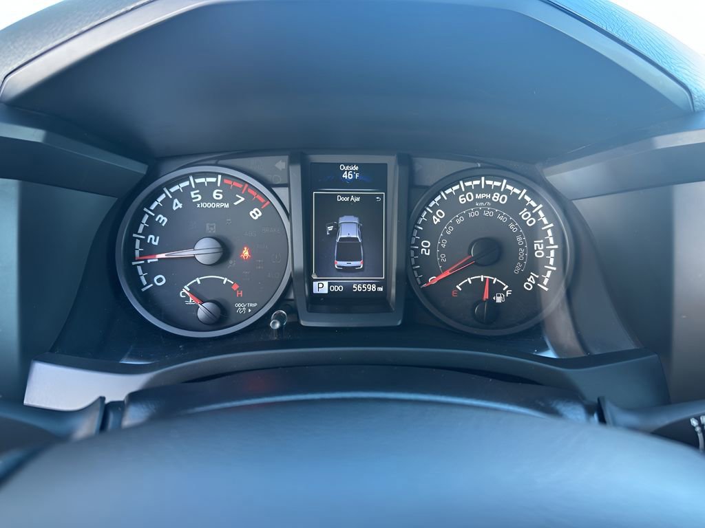Used 2022 Toyota Tacoma SR AWD/4WD image 18