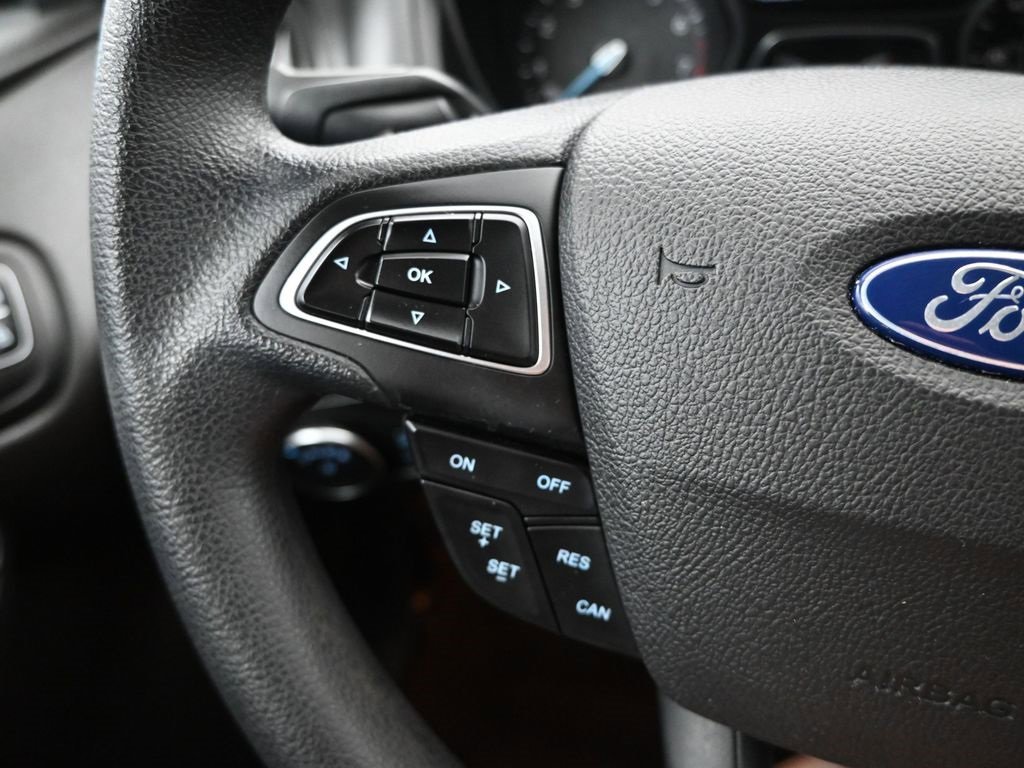Used 2018 Ford Focus SE image 18