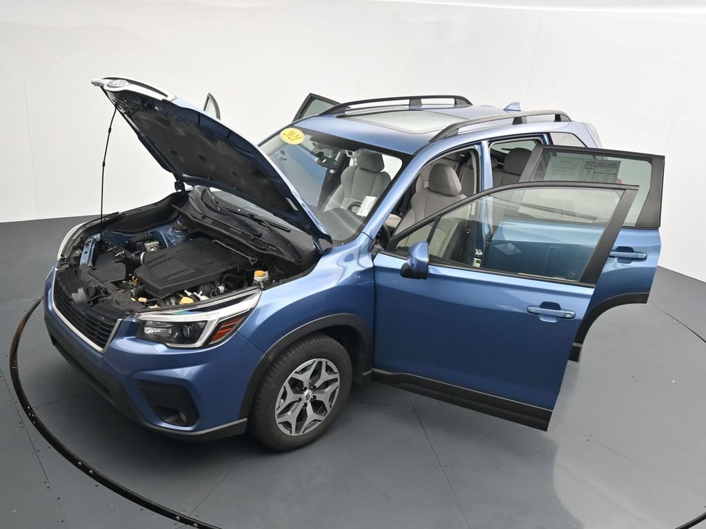 Used 2021 Subaru Forester Premium AWD/4WD image 40