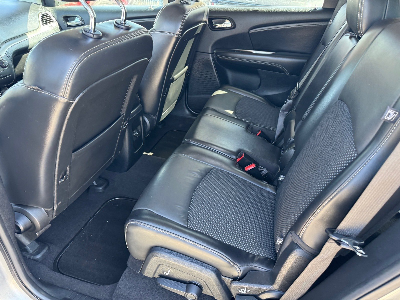 Used 2020 Dodge Journey Crossroad FWD image 12