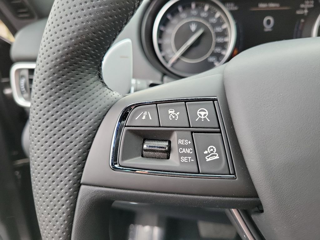 New 2024 Maserati Levante GT Ultima image 6