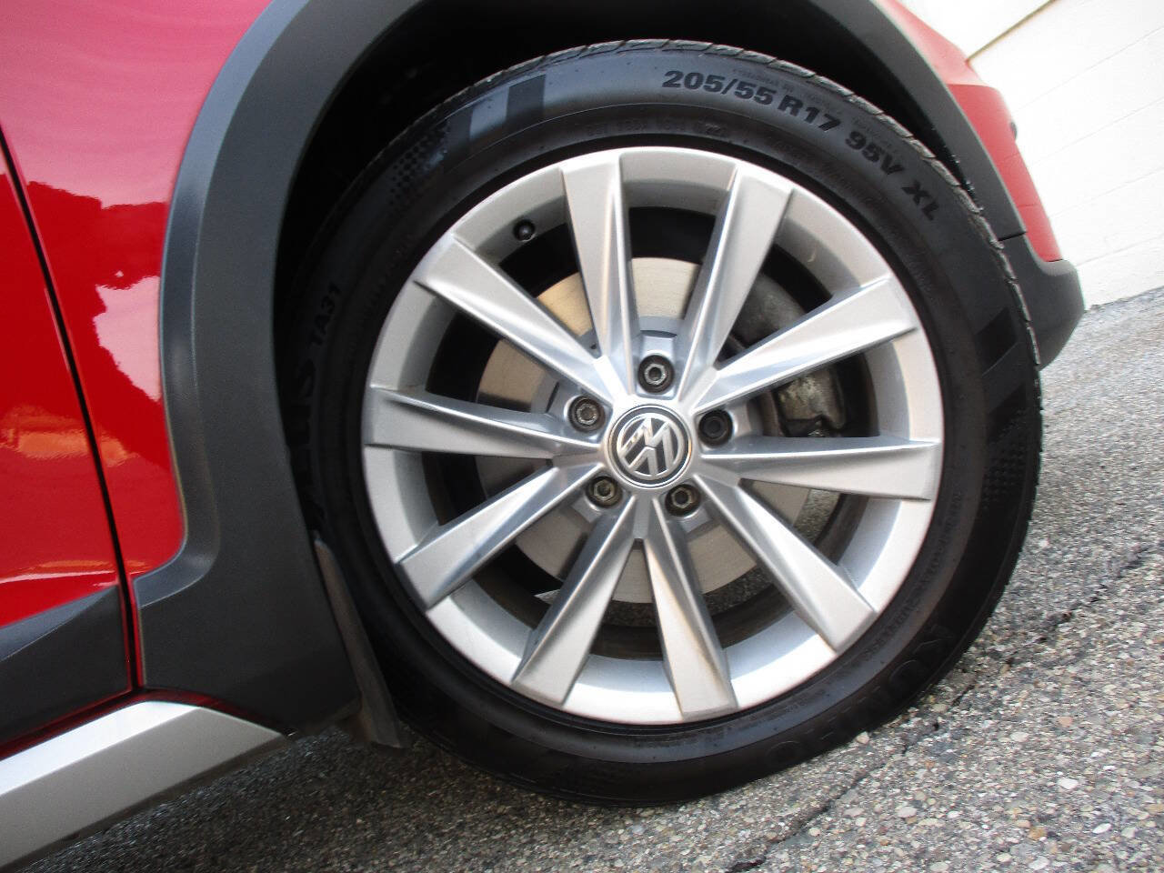 Used 2018 Volkswagen Golf Alltrack SE image 46