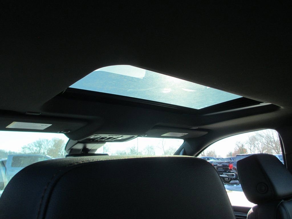 New 2026 GMC Sierra 1500 AT4 w/ AT4 Premium Package image 15