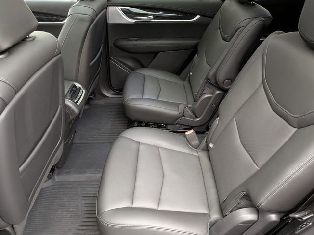 Certified 2024 Cadillac XT6 Premium Luxury w/ LPO, Floor Liner Package image 21