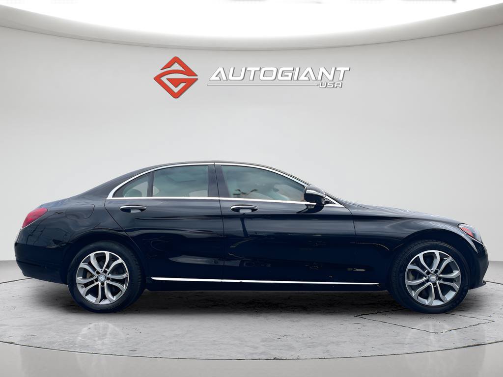 Used 2015 Mercedes-Benz C 300 4MATIC Sedan image 9