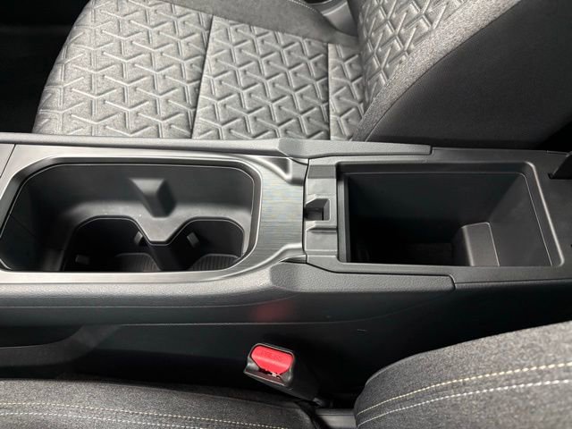 Used 2025 Nissan Kicks SV image 27