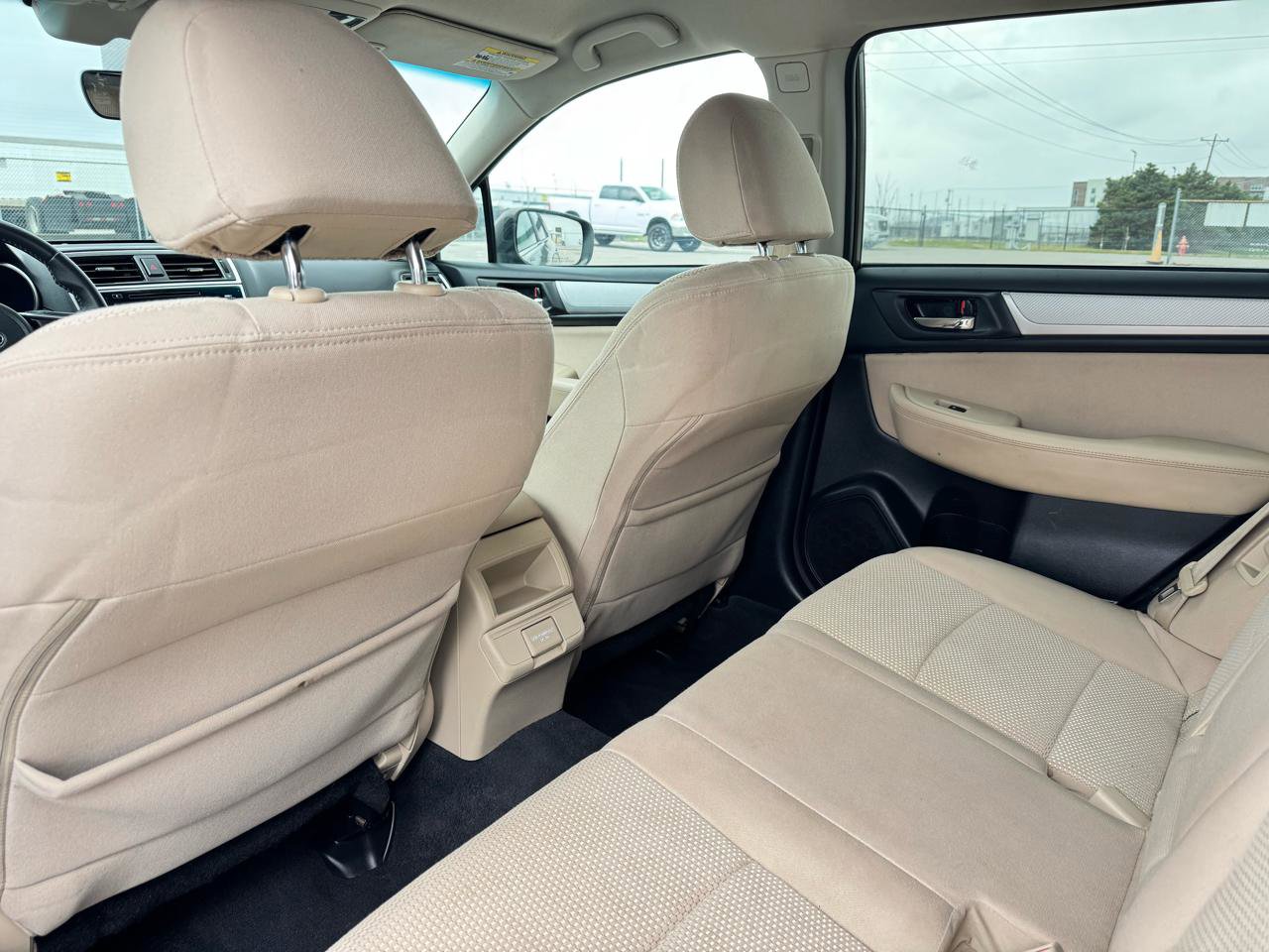 Used 2018 Subaru Outback 2.5i Premium image 17