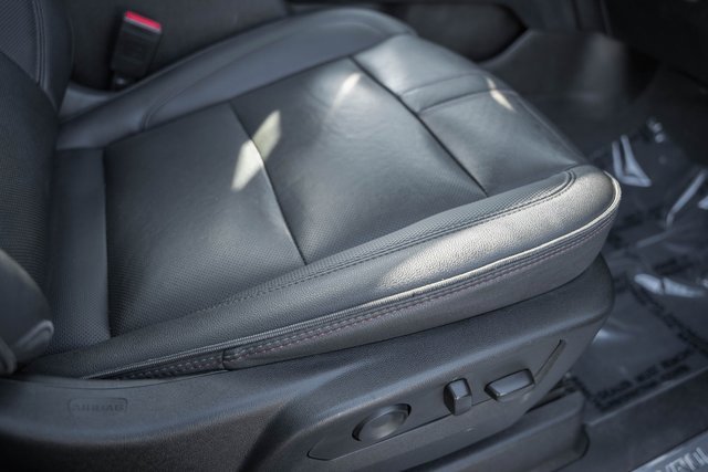 Used 2023 Chevrolet Suburban RST image 36