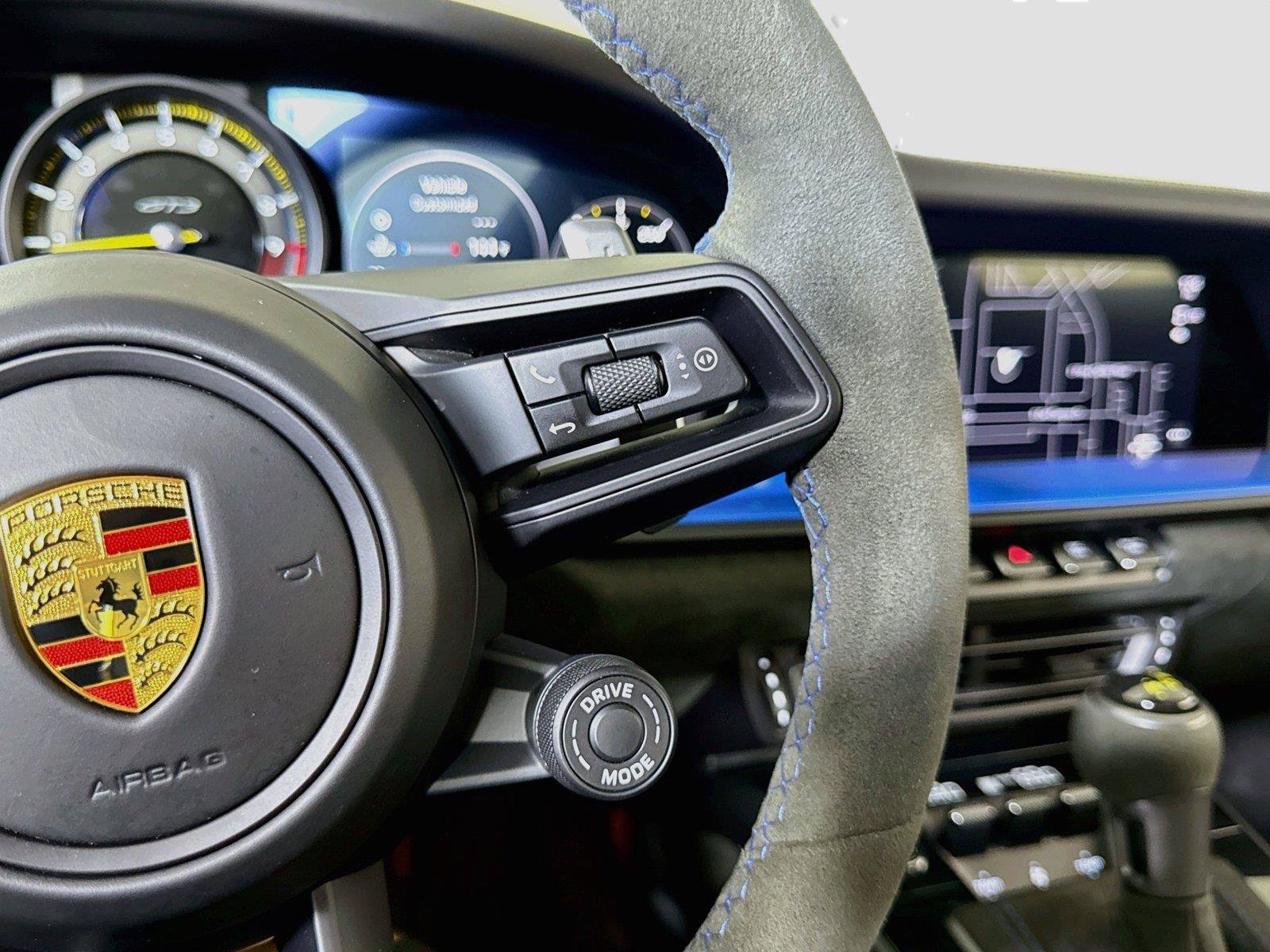 Used 2022 Porsche 911 GT3 RWD image 21