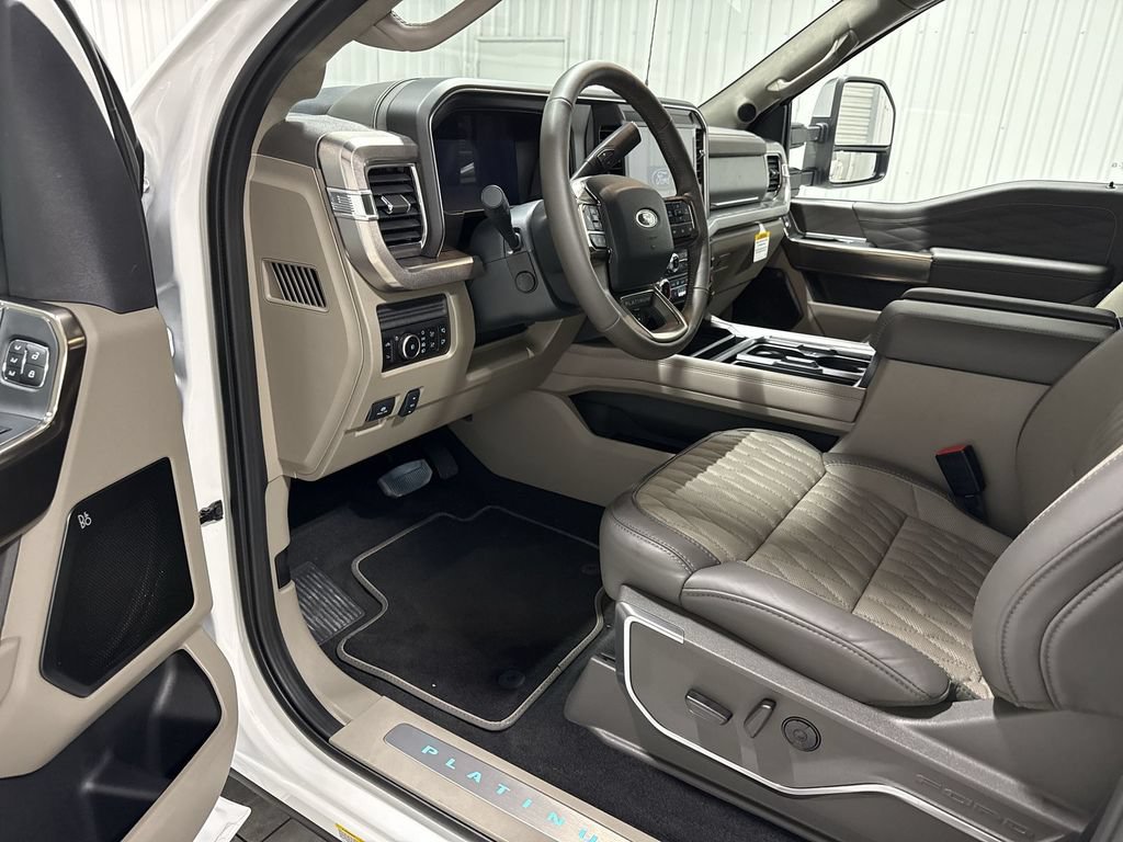 Used 2026 Ford F450 Platinum w/ Platinum Plus Package AWD/4WD image 10