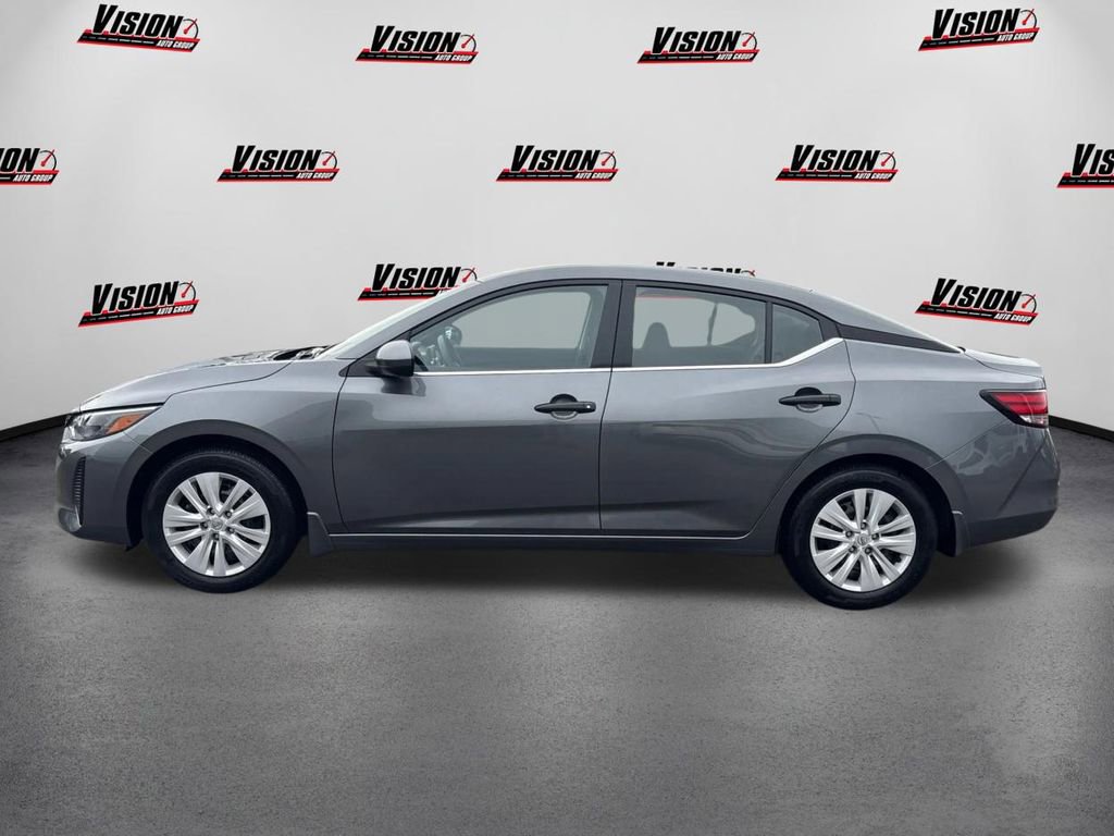 Used 2025 Nissan Sentra S image 8
