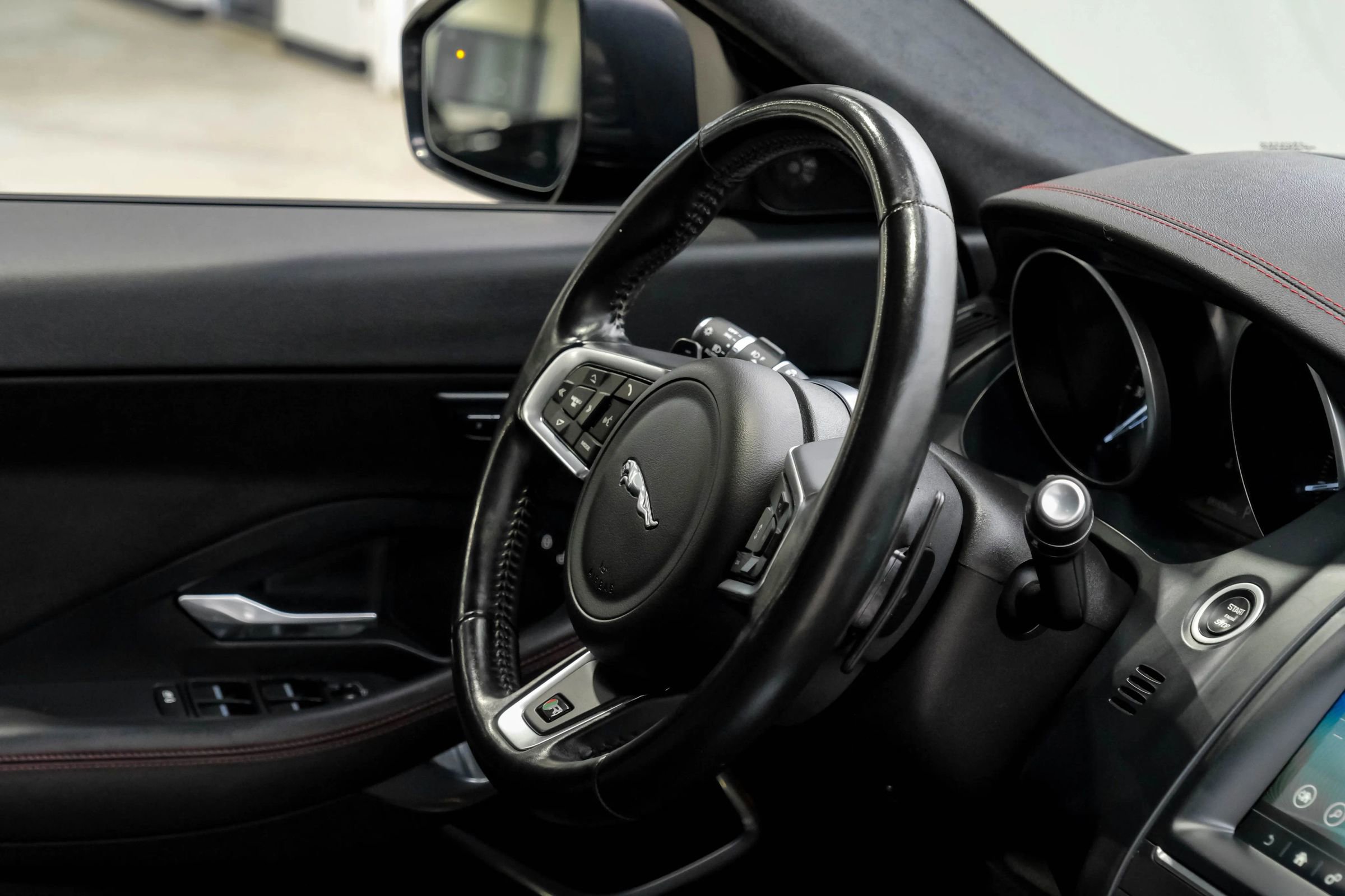 Used 2018 Jaguar E-PACE First Edition image 18