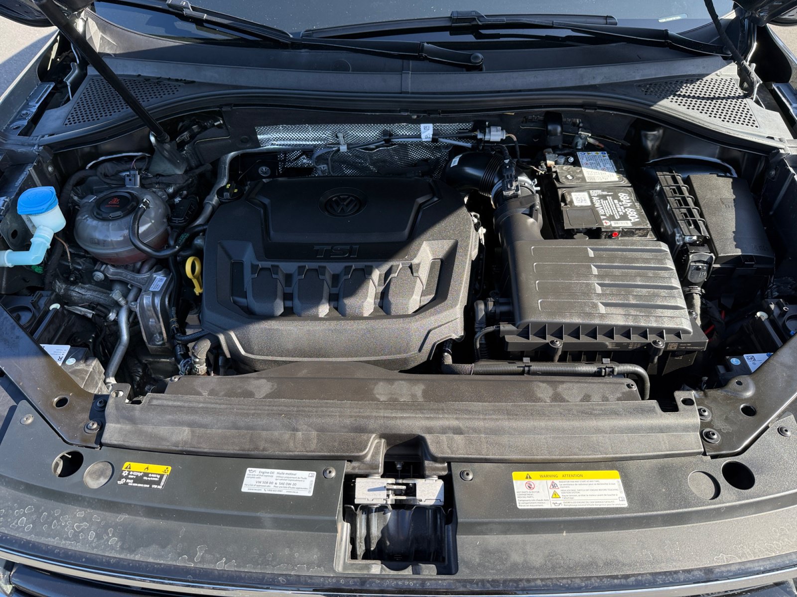 Certified 2023 Volkswagen Tiguan SE R-Line AWD/4WD image 20