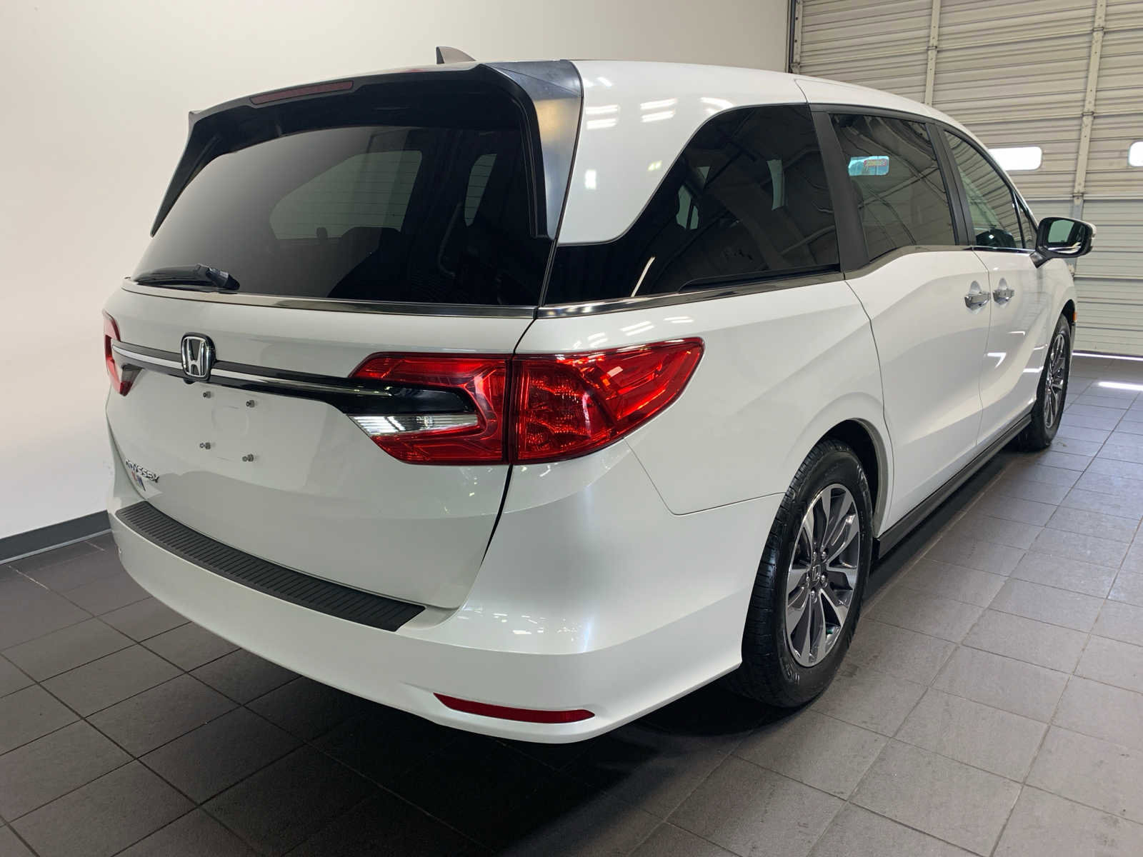 Used 2022 Honda Odyssey EX-L image 3