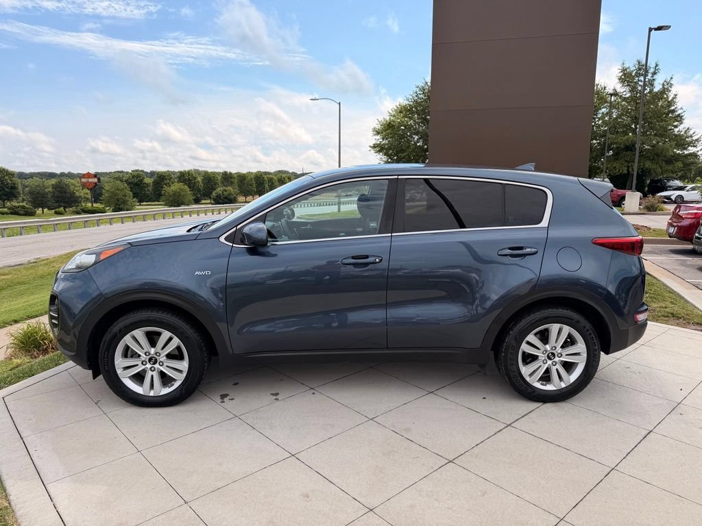 Used 2018 Kia Sportage LX AWD/4WD image 5