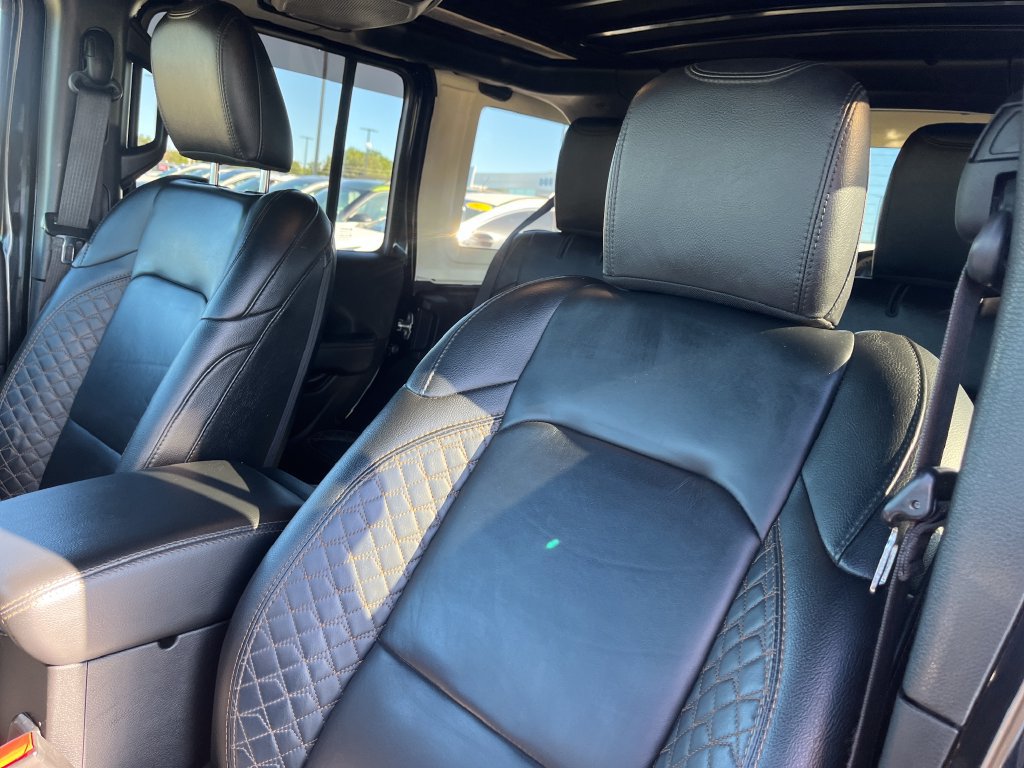 Used 2021 Jeep Wrangler Unlimited Sahara AWD/4WD image 12